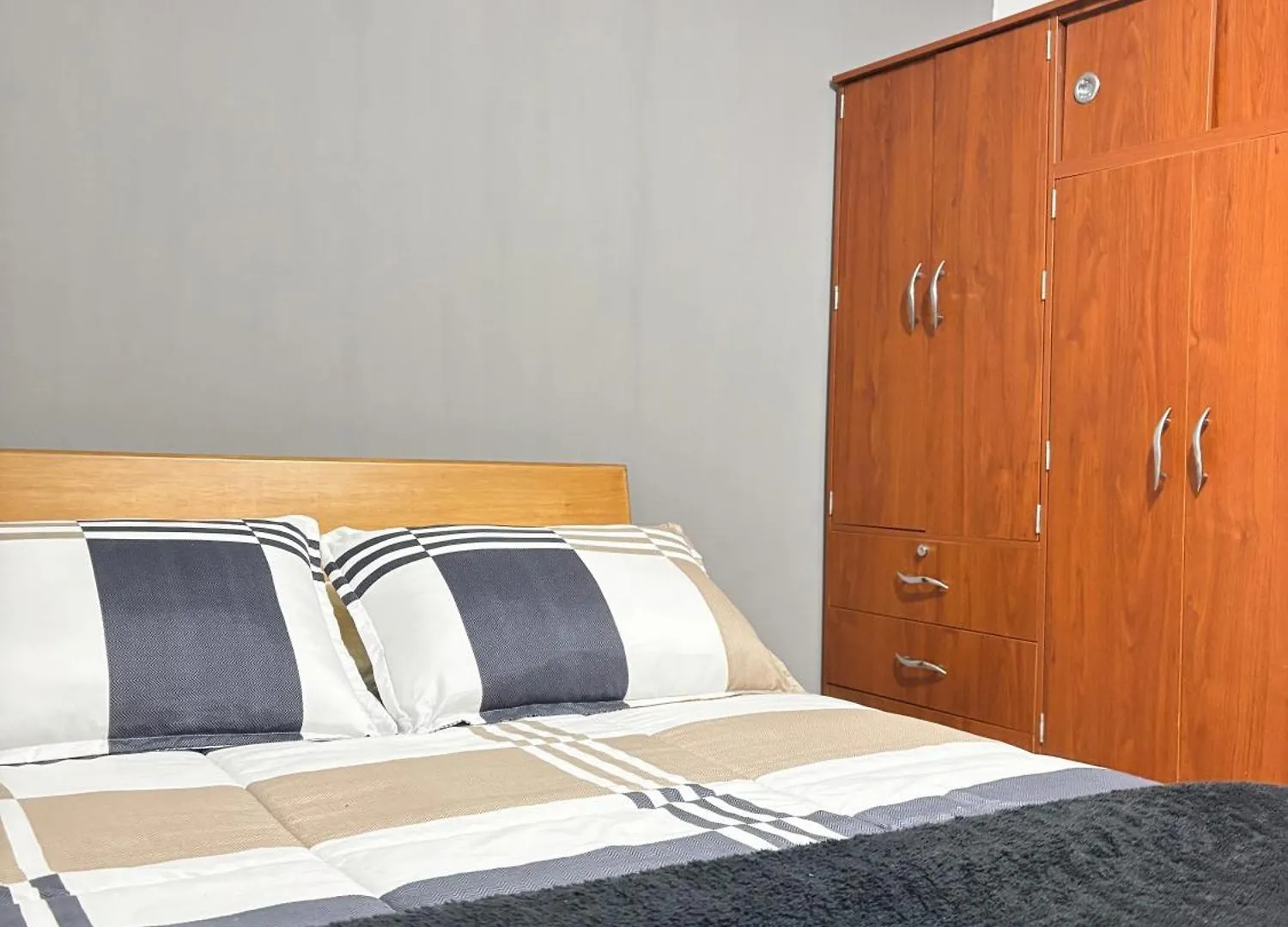 Homestay Room Airport