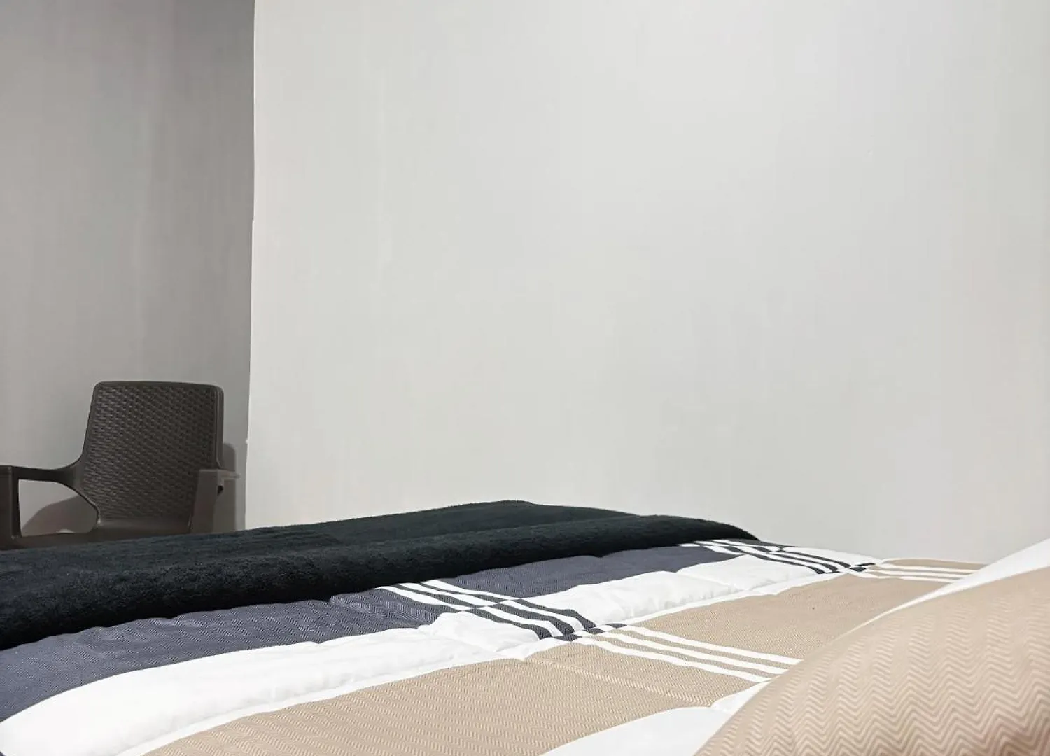 Homestay Room Airport